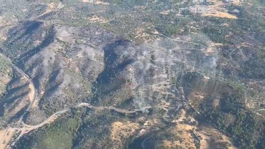 Vistas áreas del incendio de Cerro Muriano en Córdoba durante la segunda jornada de trabajos de extinción
