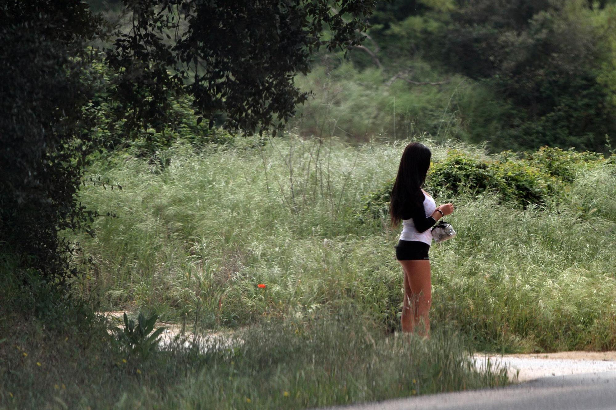 Una mujer en situación de prostitución.