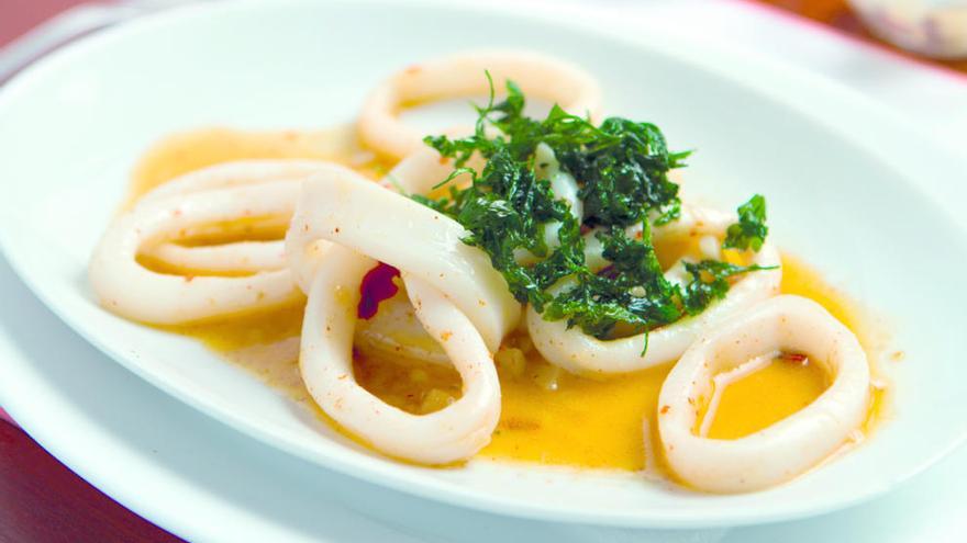 Un plato de calamares.