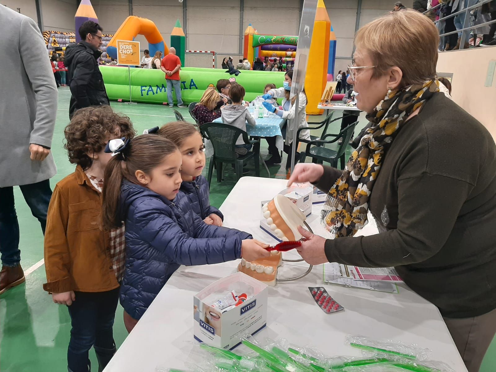 Llanera celebra el Día de los Derechos de la Infancia: así han sido las concurridas actividades lúdicas