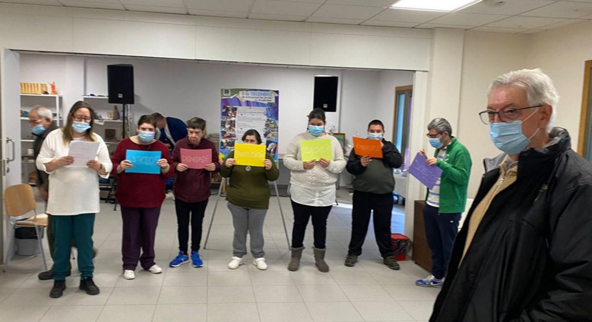 Bello Maneiro acompañó a los usuarios del Codi en la fiesta anual.   | // FDV