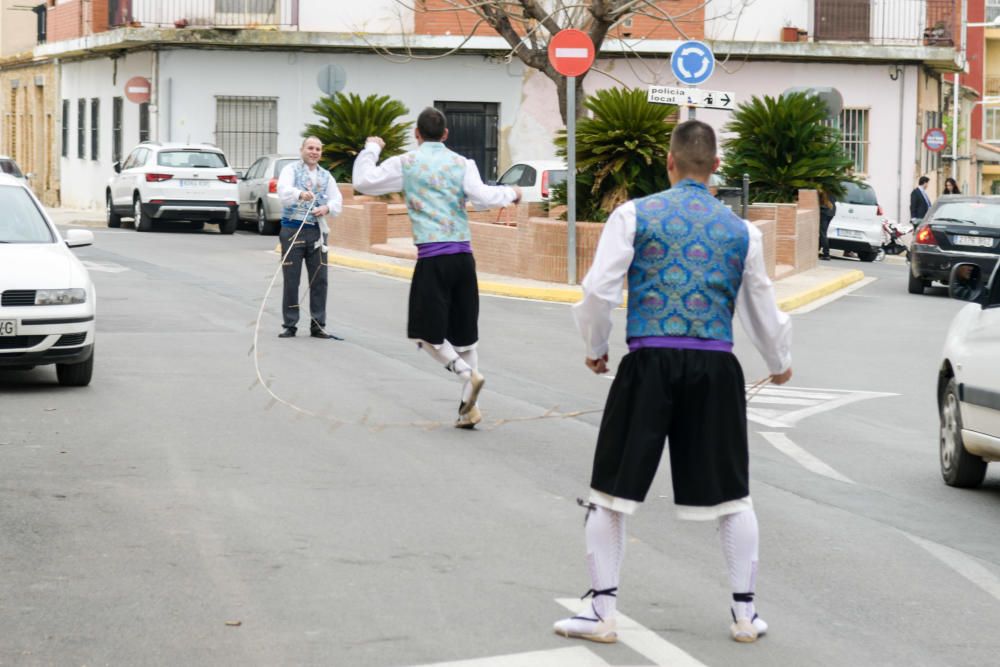 Montserrat celebra sus fallas