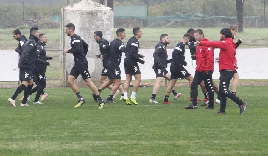 Primer entrenamiento de Curro Torres