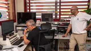 Así es la central del Infoex en Badajoz: nueve profesionales coordinan la lucha contra el fuego en 662.510 hectáreas