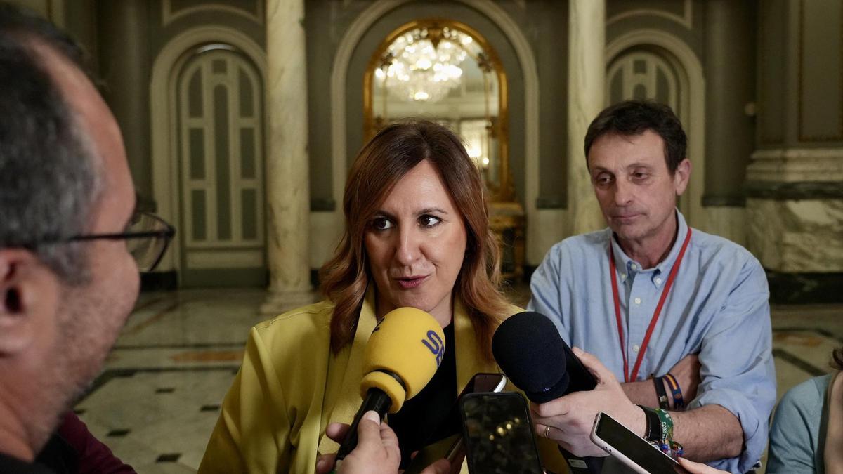 María José Catalá ante los medios de comunicación.