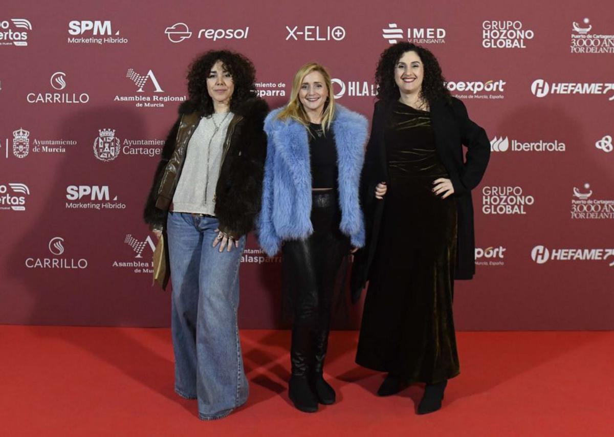 Raquel Haro, Carmen Cantabella y Beatriz Baeza. | ISRAEL SÁNCHEZ