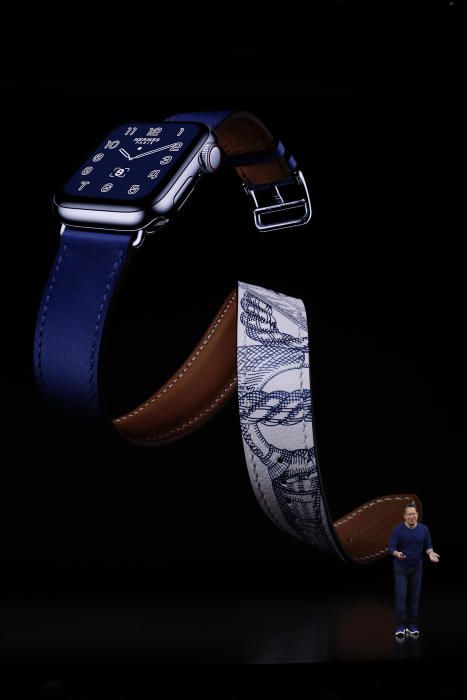 Stan Ng presents the new Apple Watch at an Apple ...
