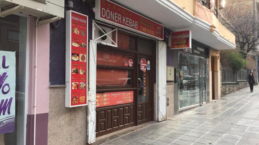 Fachada del kebab registrado en Cehegín.