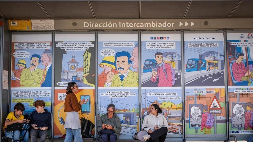 Metrotenerife innova con cómic de Einstein para la seguridad del tranvía.