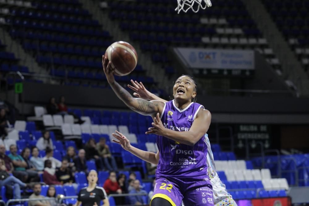 Partido de baloncesto femenino Clarinos-Campus ...