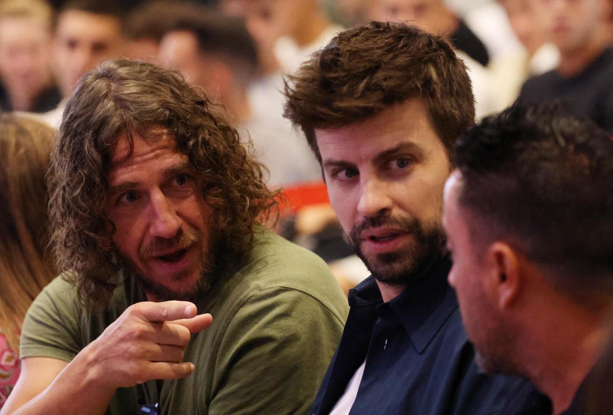 Puyol, Piqué y Xavi, en la despedida de Sergi Roberto.