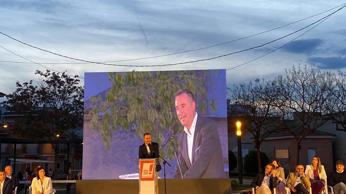 Presentación de Robert Raga como candidato del PSPV en Riba-roja