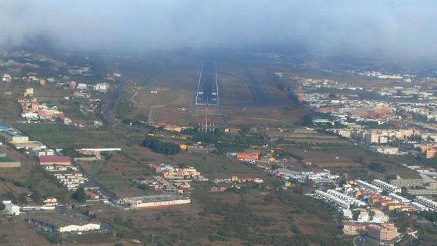 El aeropuerto Tenerife Norte, en una imagen desde el aire.