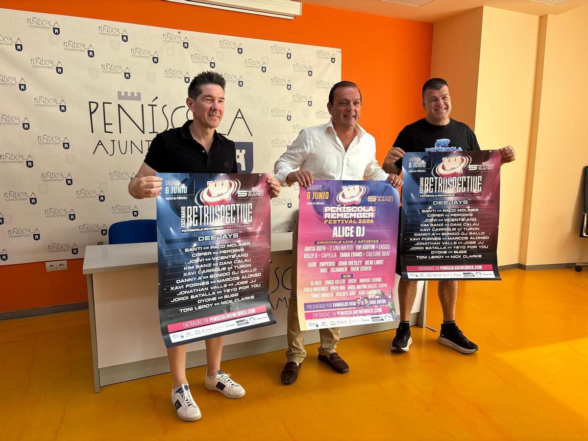 El alcalde de Peñíscola, Andrés Martínez, presenta la nueva edición del Peñíscola Remember Fest.