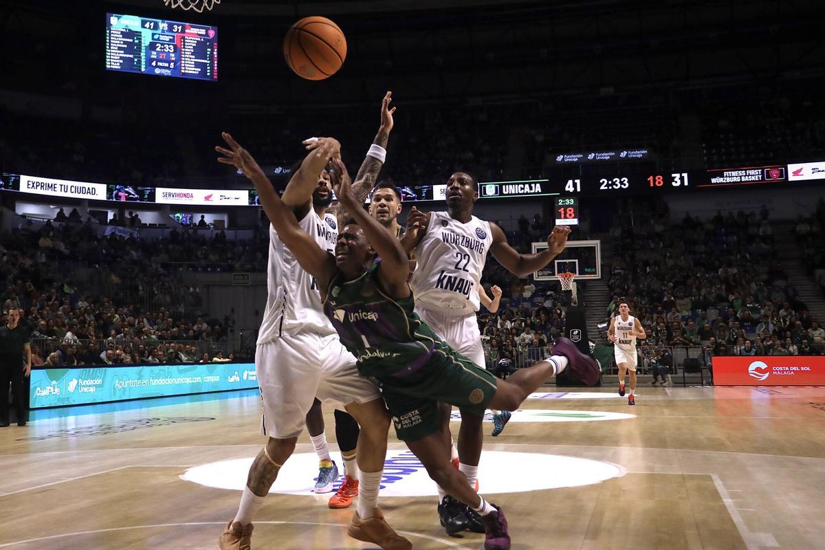 Imágenes del partido de la BCL entre el Unicaja y el Würzburg