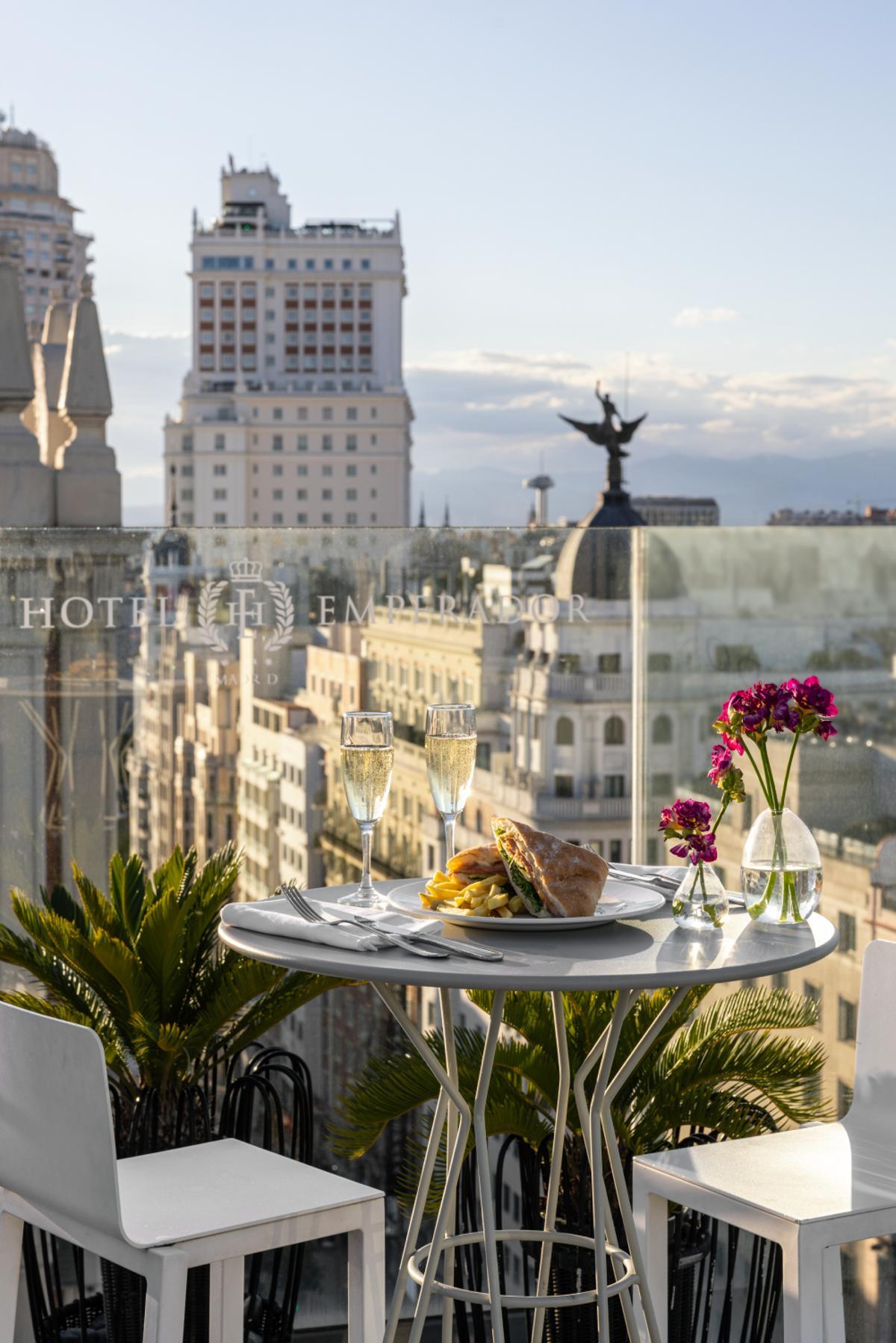 Terraza del Hotel Emperador.