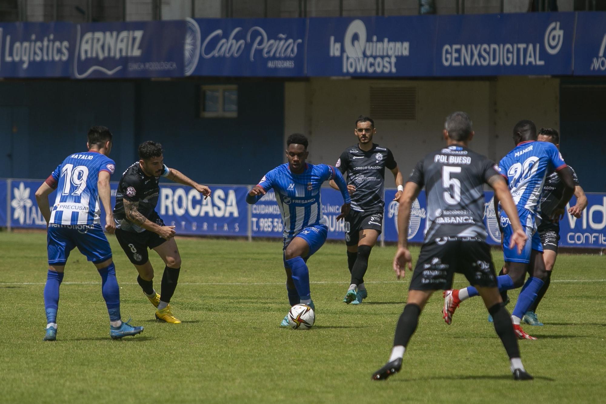 EN IMÁGENES: Así fue el empate entre el Real Avilés y el Arenteiro