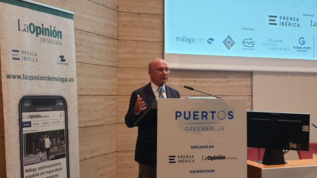 El presidente de la Autoridad Portuaria de Málaga, Carlos Rubio, clausuró el acto.