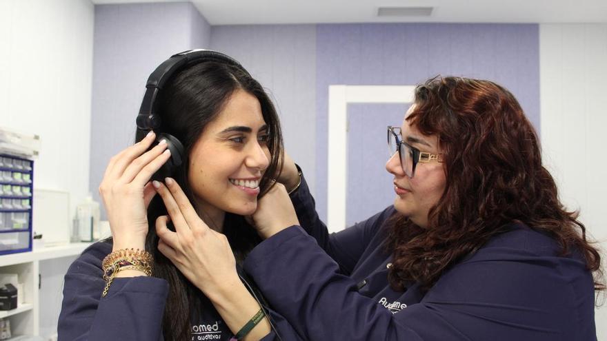 Audiomed halla una solución de éxito para un paciente que perdió el oído derecho por un grave tumor