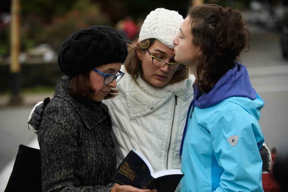 Ocho fallecidos y doce heridos en un tiroteo en una sinagoga de Pittsburgh