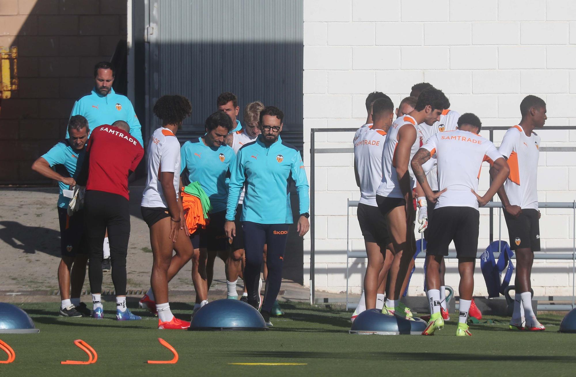 Entrenamiento del Valencia previo al partido frente al Sevilla