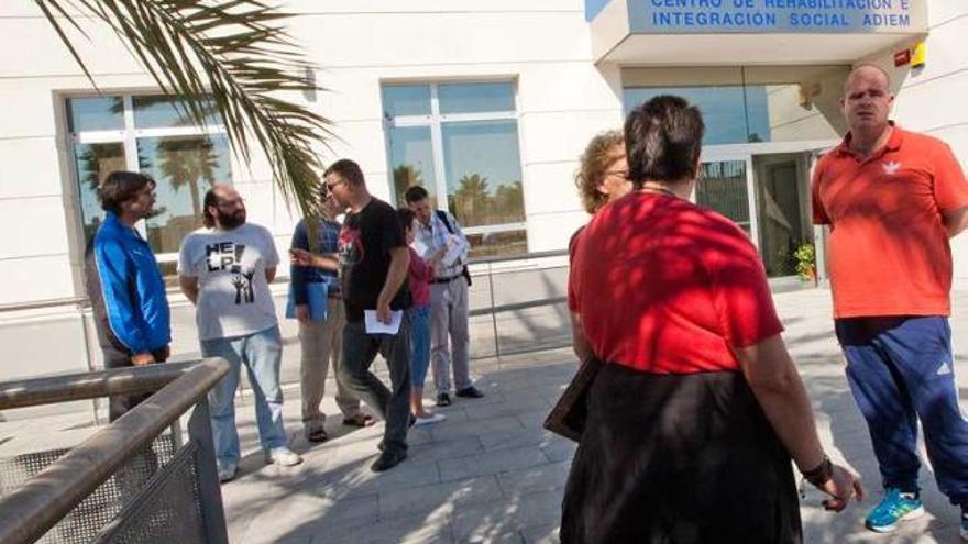 Apertura ayer de los talleres de ADIEM en su nueva sede.