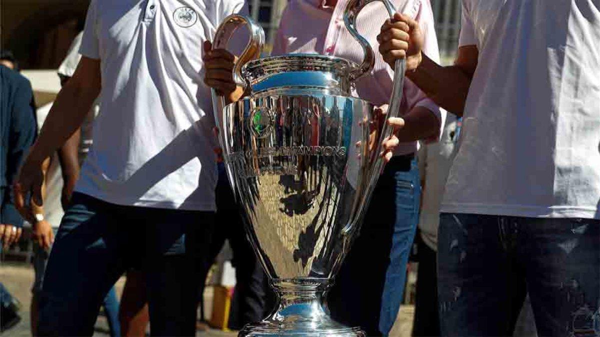 La UEFA puede llevar la Champions a Estados Unidos