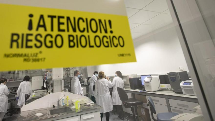 Tres nuevos ingresos por coronavirus elevan el número de hospitalizados en Asturias