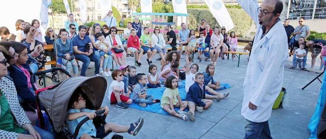 Un taller infantil en el festival Vigo Seafest, que organiza ARVI cada verano. // Marta G. Brea