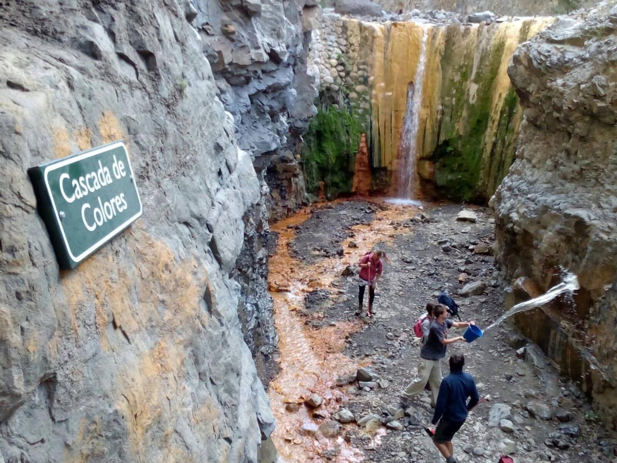Así estaba la Cascada de Colores en el año 2016.