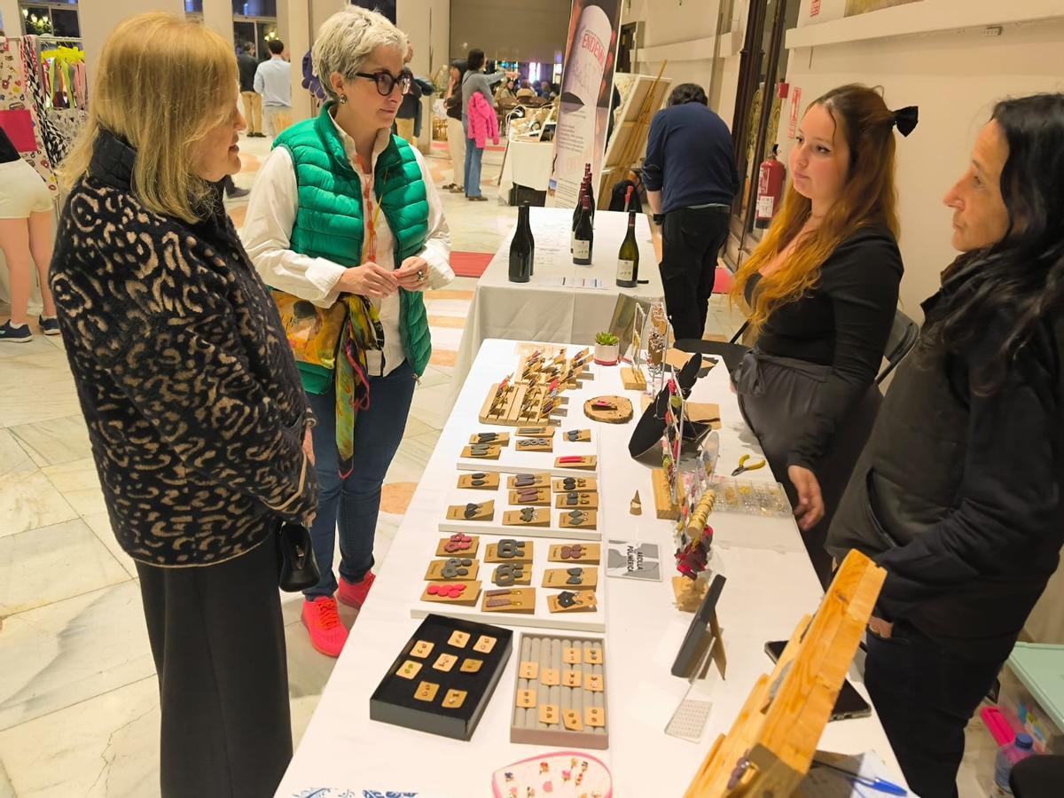 Primera Edición del Mercado Artesanal Solidario para Empresas Afectadas por la dana