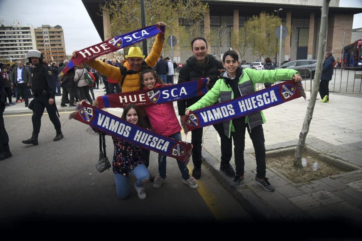 La aficiones del Real Zaragoza y de la SD Huesca volcadas con sus equipos