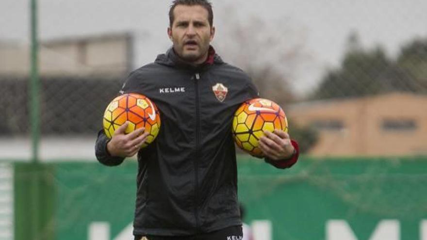 Rubén Baraja, durante el entrenamiento.