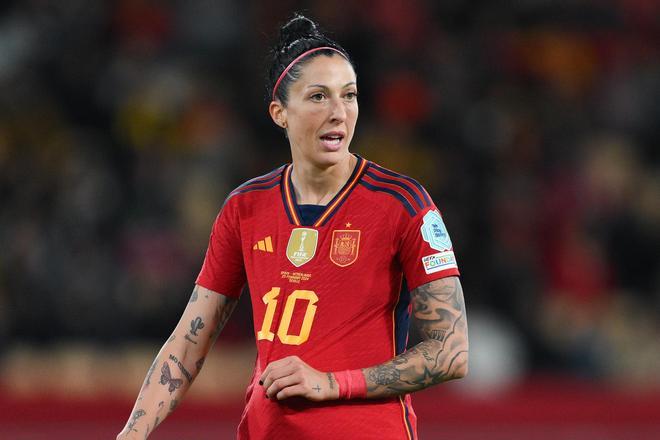 Jenni Hermoso en el partido contra Francia en Sevilla