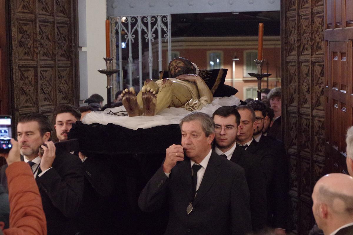 Traslado del Yacente a la Ermita del Monte Calvario