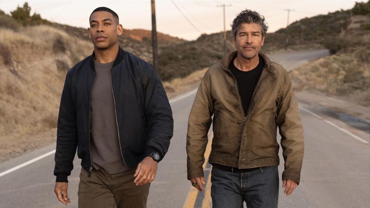 Aaron Pierre (John Stewart) i Kyle Chandler (Hal Jordan) a 'Llenternes'
