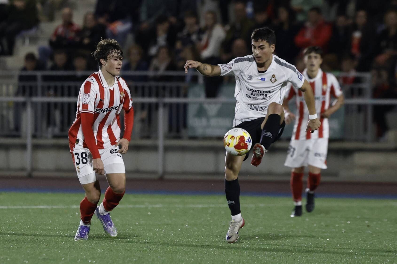 EN IMÁGENES: Gran ambiente en Mieres para el Caudal-Sporting de Copa del Rey