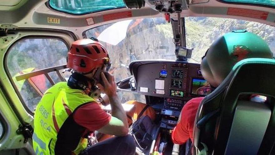 Los Bomberos de Mallorca incorporan dos mochilas satelitales para realizar rescates en zonas sin cobertura