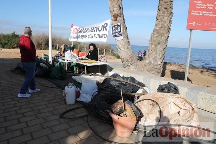 SOS Mar Menor retira dos toneladas de basura