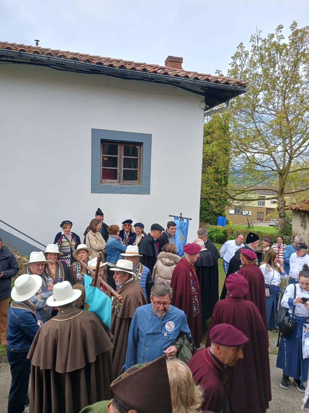 Las imágenes del encuentro de cofradías gastronómicas en Valdesoto
