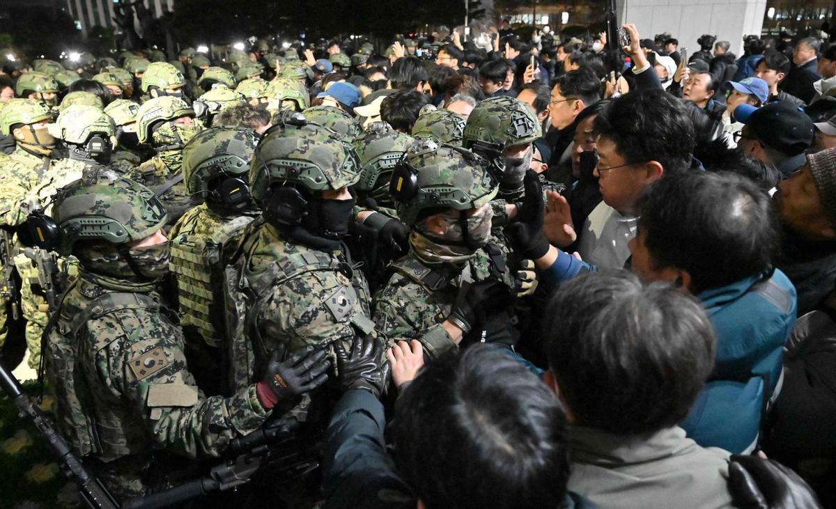 El president de Corea del Sud frena  la llei marcial imposada pel president