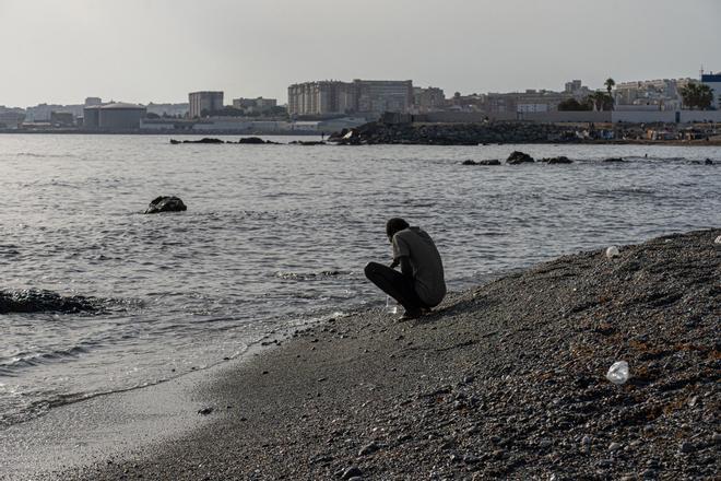 La UE trabaja ya en ofrecer a España el refuerzo de Frontex y Europol ante la todavía "compleja" situación de Ceuta