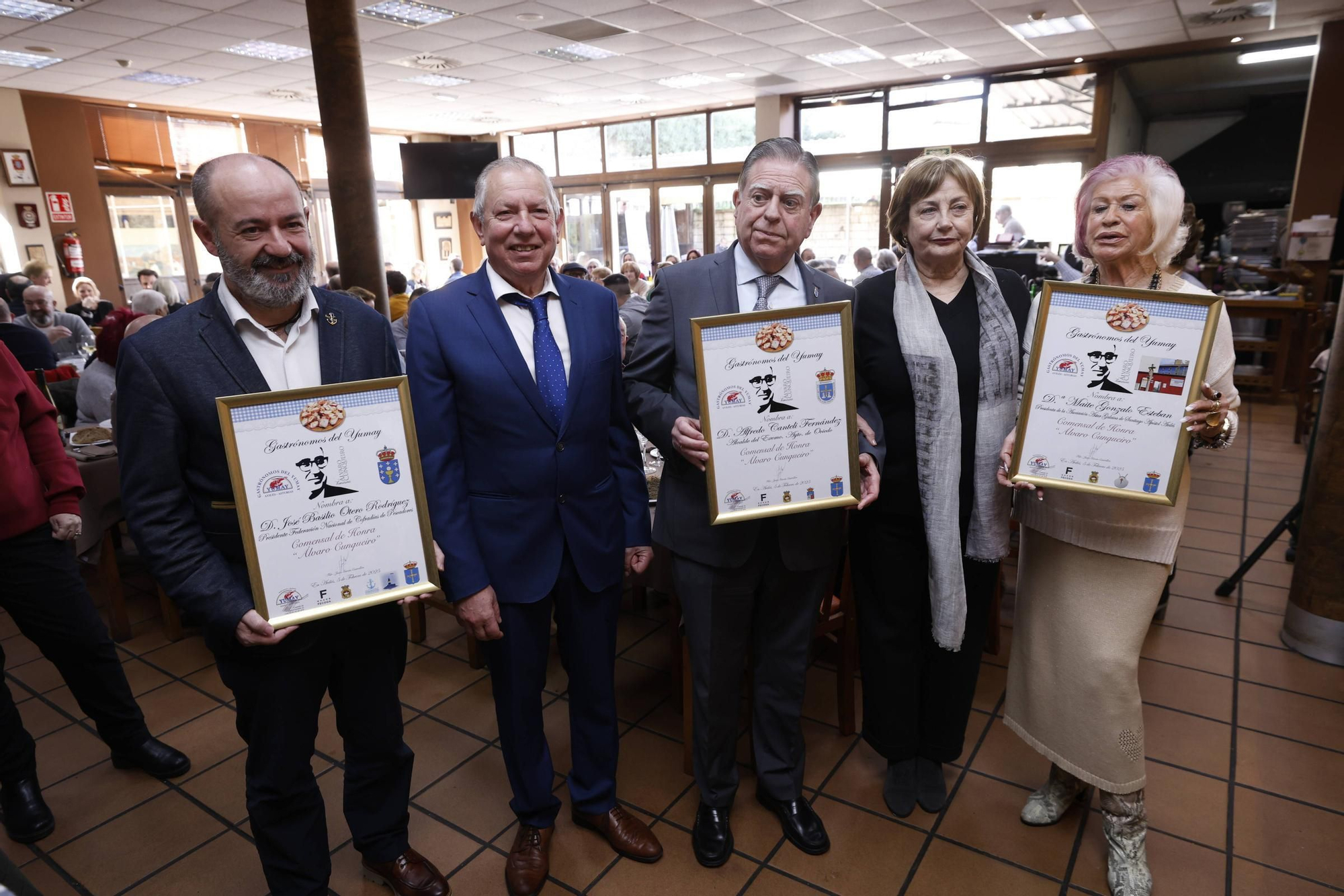 EN IMÁGENES: Así ha sido la entrega de los premios "Comensales de Honra Álvaro Cunqueiro"  de los Gastrónomos del Yumay