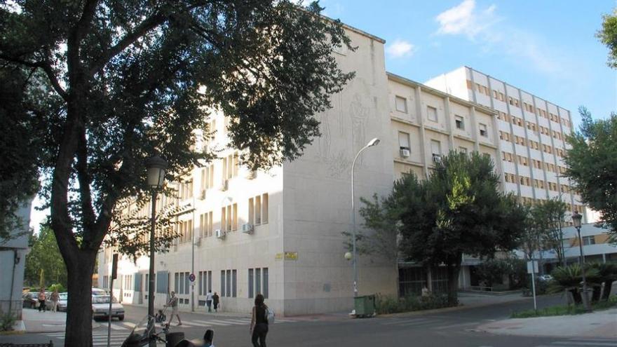 Condenado a dos años de prisión un hombre por agredir a su amigo en Badajoz