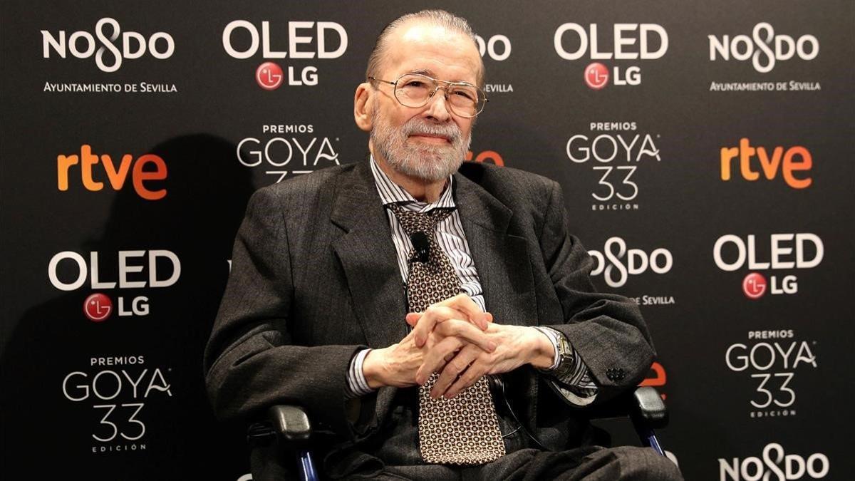 Narciso Ibañéz Serrador, en la Academia de Cine, a su llegada a la tradicional fiesta de nominados en el Teatro Real de Madrid