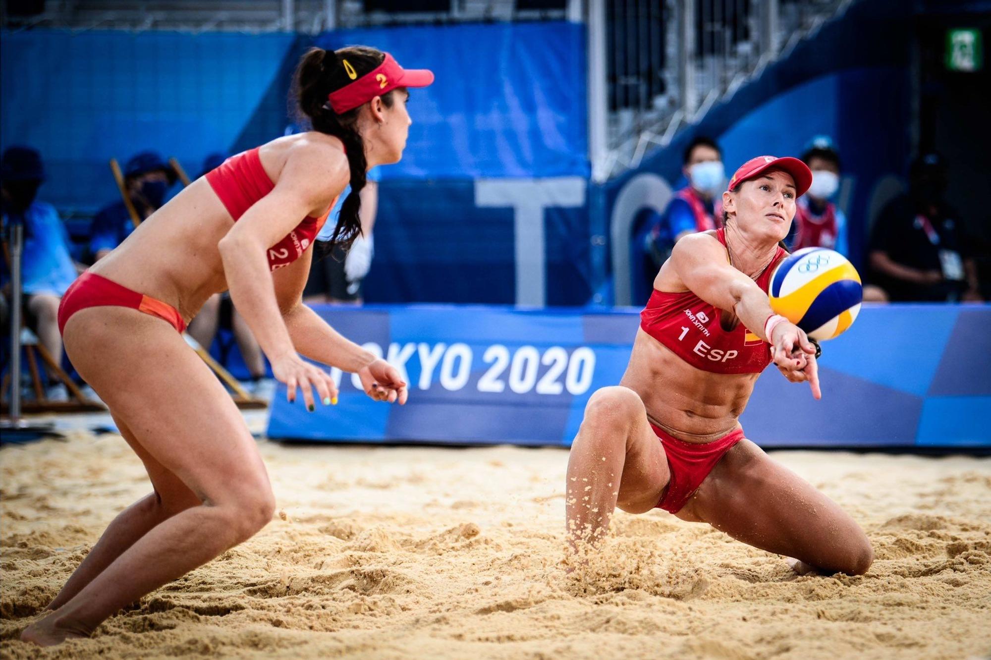 La pareja española de voley playa Elsa Baquerizo y Liliana Fernández