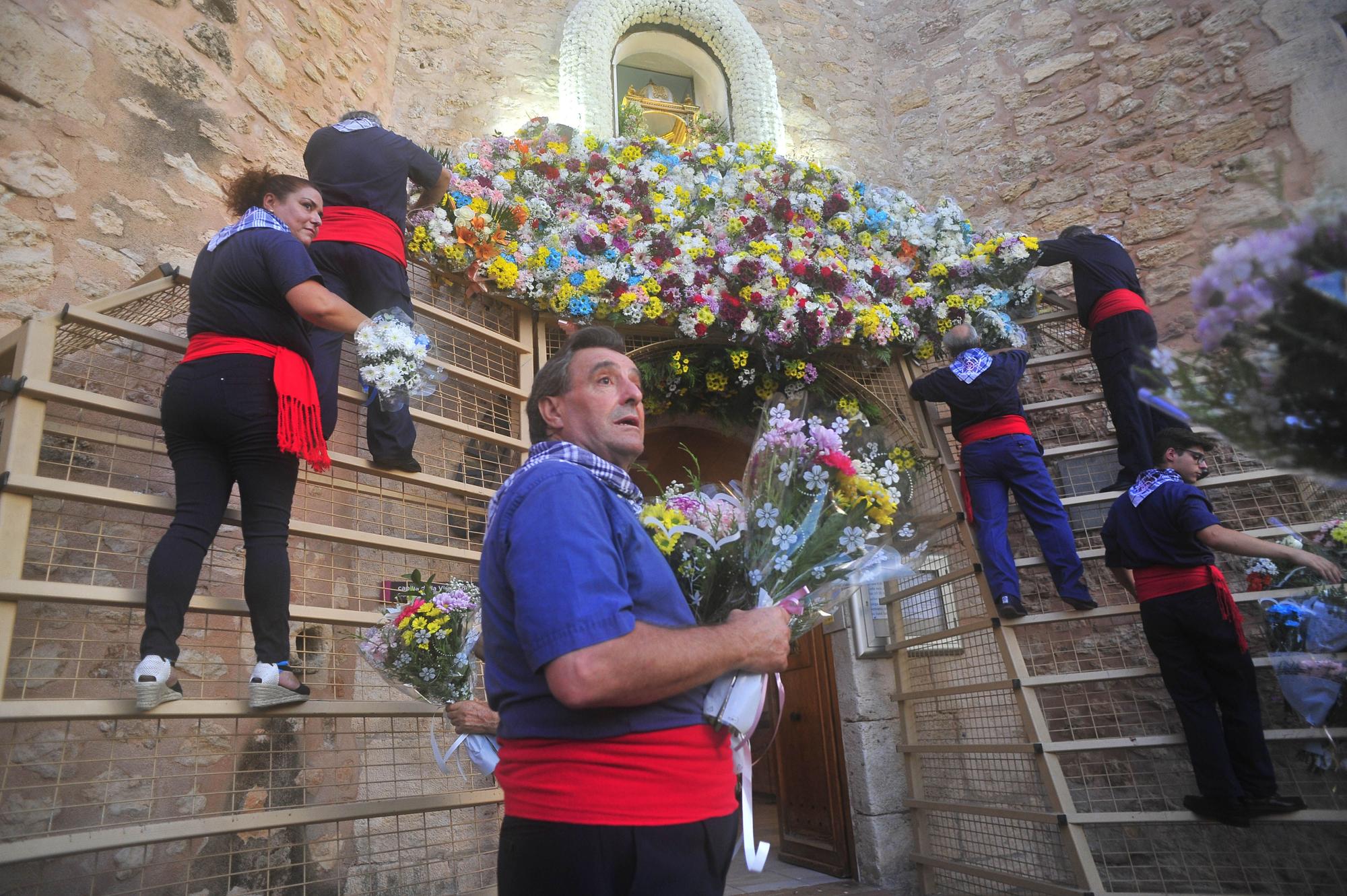 Ofrenda de flores a la Virgen de Loreto