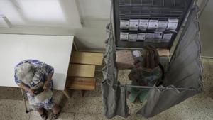 El 60% dels espanyols estan a favor de canviar la llei perquè governi el més votat