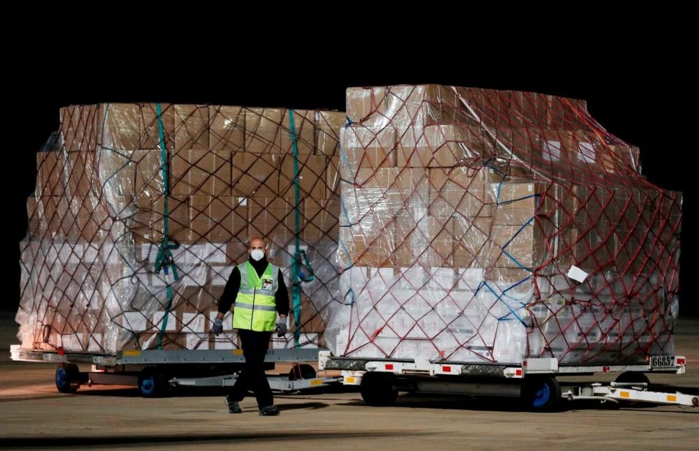 Llega un quinto avión de la "Ruta de la Seda" del Consell con 76 toneladas de material sanitario