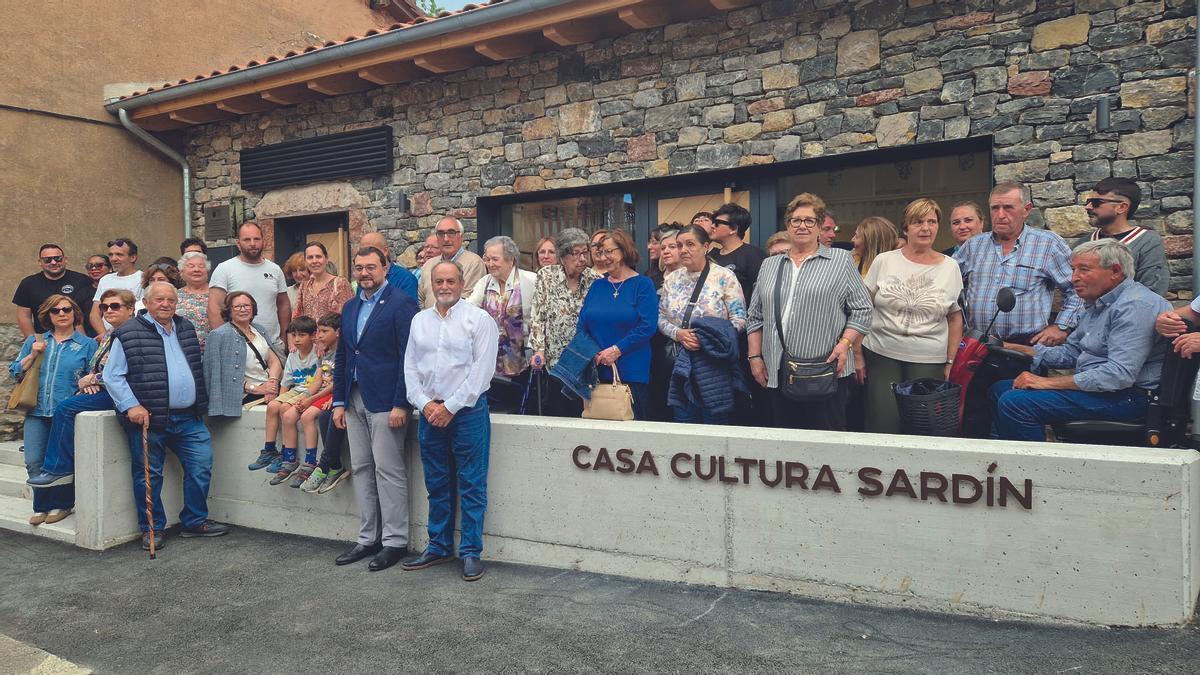 Sardín se viste de gala este fin de semana para celebrar sus tradicionales fiestas de San Antonio